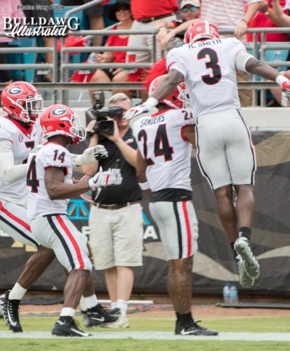 Roquan Smith (3), Dominick Sanders (24), Malkom Parrish (14) and Lorenzo Carter(7) celebrate Sander's 3rd interception on the season.