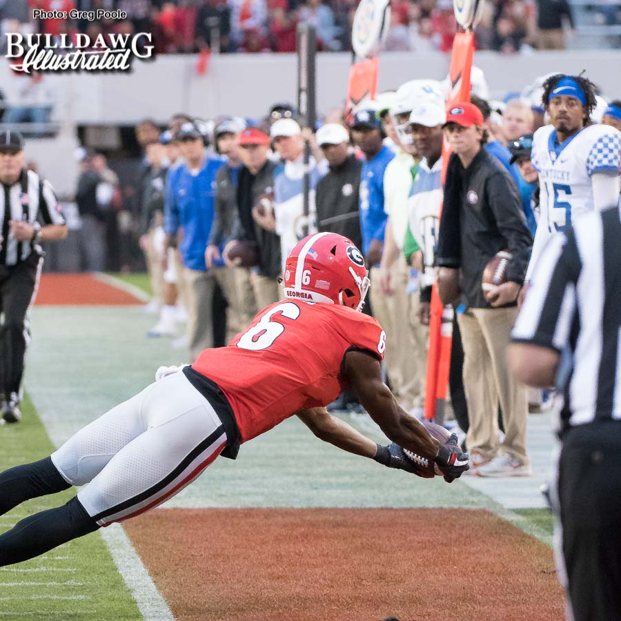 Although the replay official ruled it incomplete, this was an incredible effort by Javon Wims (6) who laid it all out and got both feet down inbounds. - Georgia vs. Kentucky - Saturday, Nov. 18, 2017