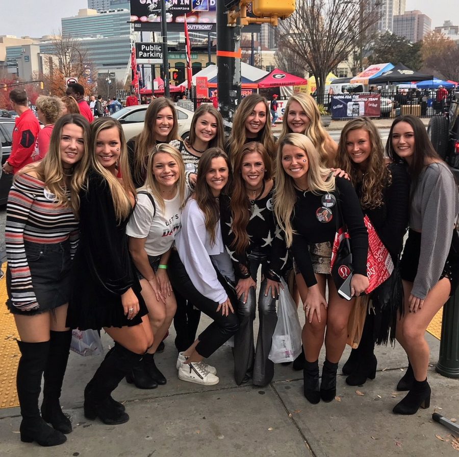 Caroline Carder, Sydney Dickerson, Claire Hiller, Demi Pfeffer, Chloe Gibson, Meredith Oess, Abbi Jordan, Hannah Terranova (bottom row) Cassie Koes, Michella Chester, MacKenzie Johnston, Jennifer Spangler