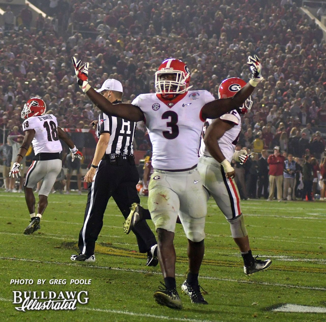 Roquan Smith (3)<br /> - Rose Bowl, Jan. 1, 2018 - Roquan Smith was selected by the Chicago Bears in the 2018 NFL Draft