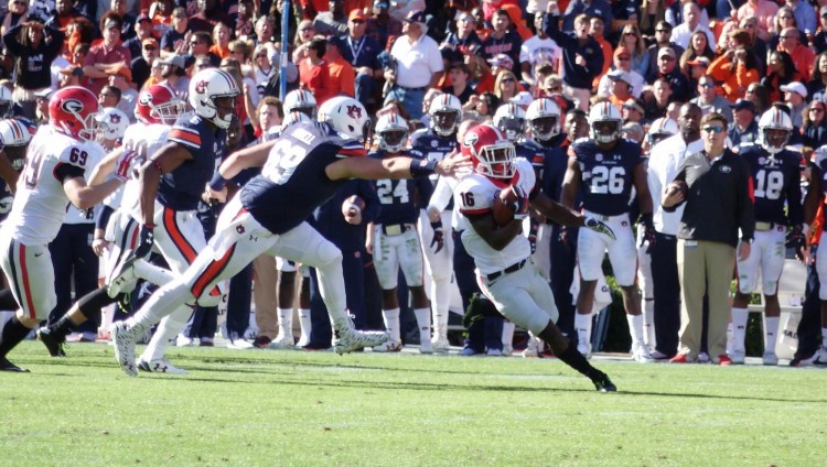 Isaiah Mckenzie - punt return - 2nd half - UGA vs. Auburn 14-Nov-2015