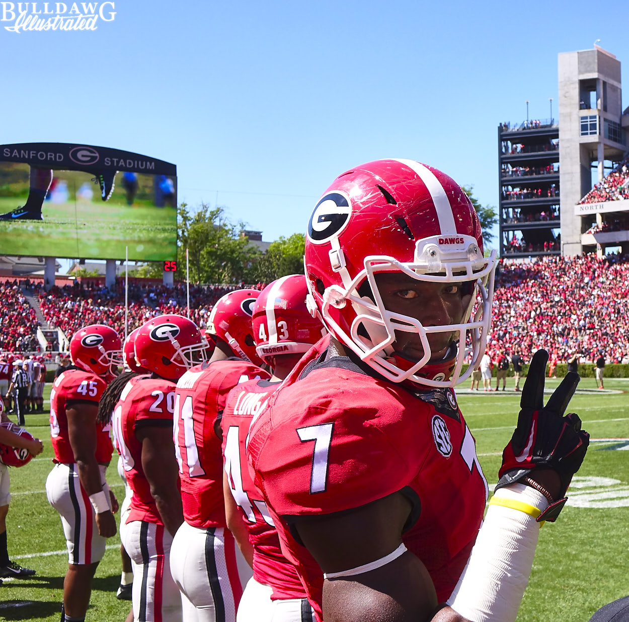 Lorenzo Carter (7)