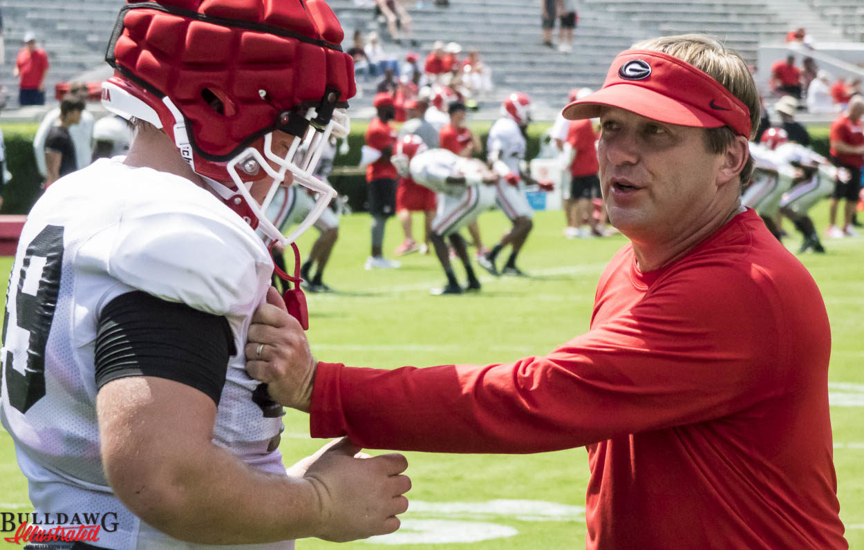 Kirby Smart demonstrates technique