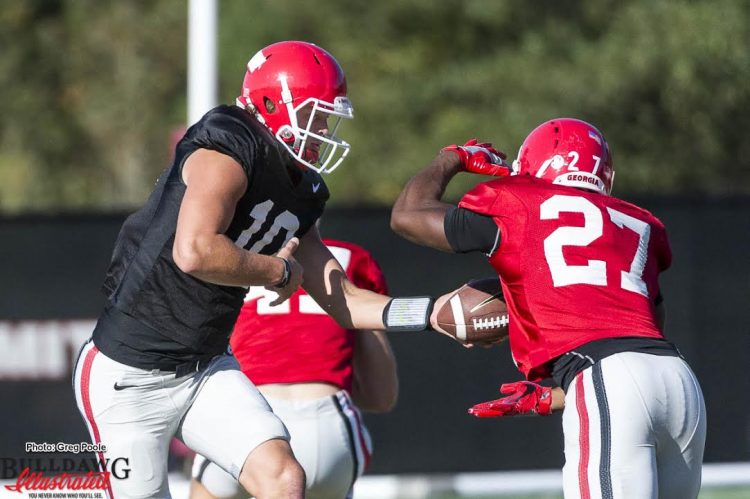 Jacob Eason (10) hands off to Nick Chubb (27) in practice as the Dawgs prepare for Florida (photo by Greg Poole/Bulldawg Illustrated)
