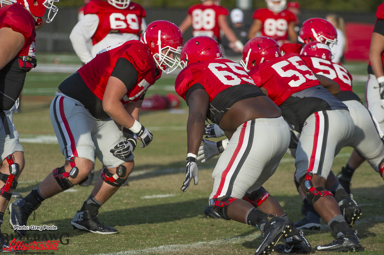 Georgia 2016 offensive line putting in work during practice