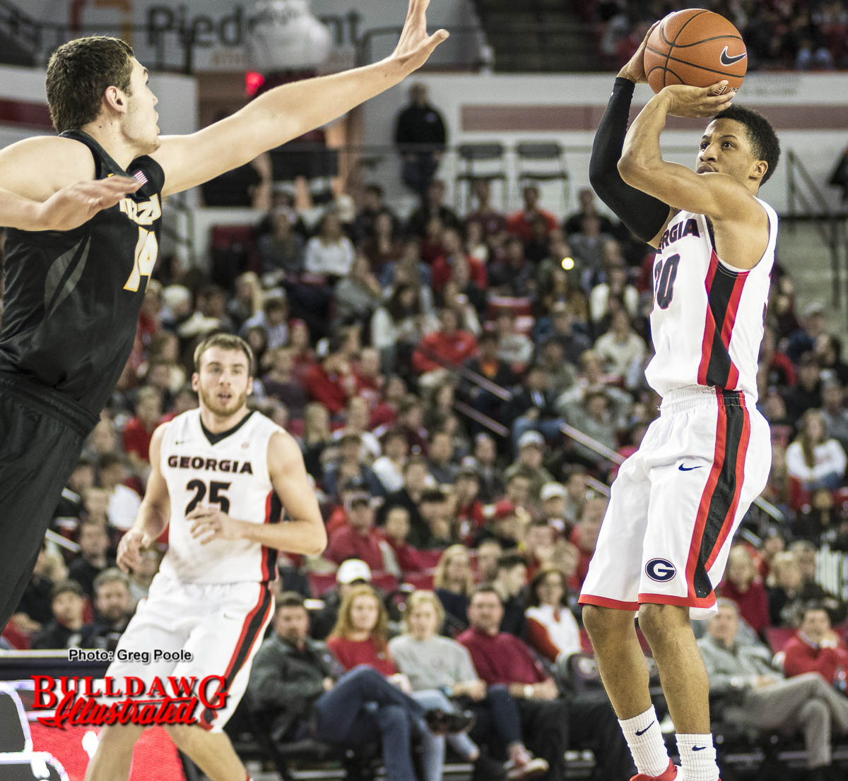 J.J. Frazier takes a jump shot during the Bulldog's basketball game versus Missouri on Saturday afternoon.
