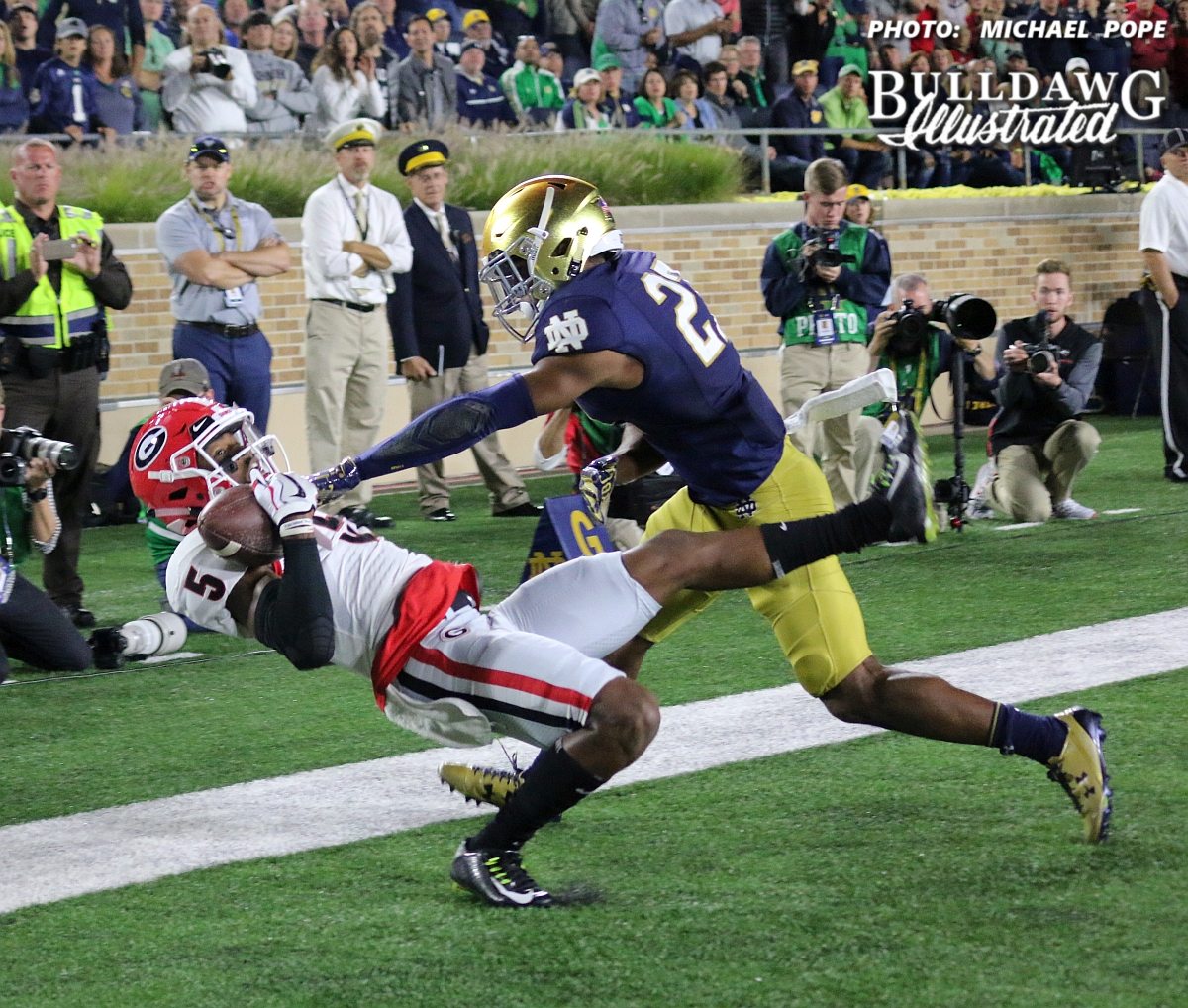 Georgia wide receiver Terry Godwin (5) makes a one-handed touchdown catch in the 2nd quarter of the UGA-Notre Dame game. - Saturday, Sept, 9, 2017 - (Photo: Michael Pope )